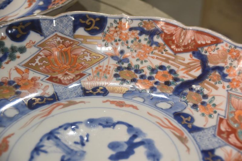 Set of 3 Japanese Imari Bowls Width:350mm - Image 8