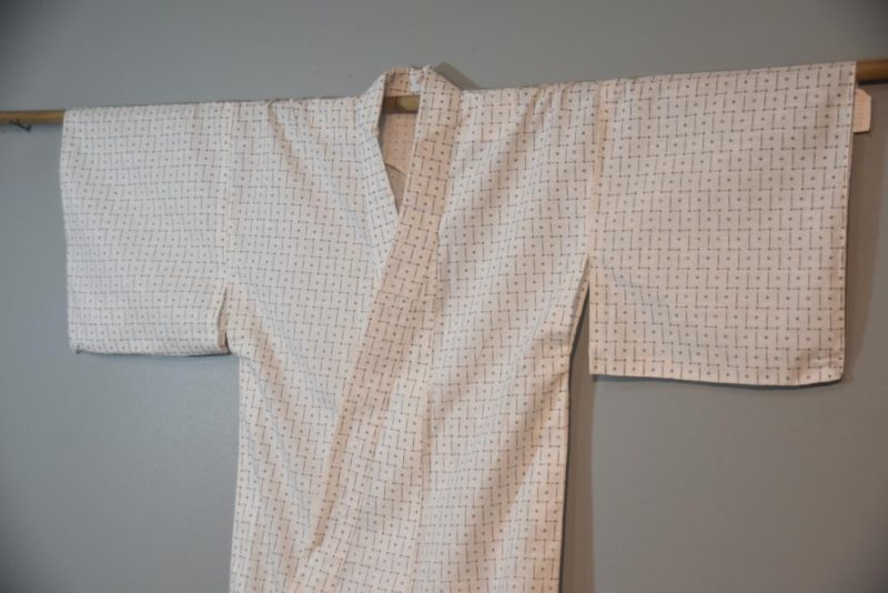 Classic White Japanese Cotton Yukata - Image 4
