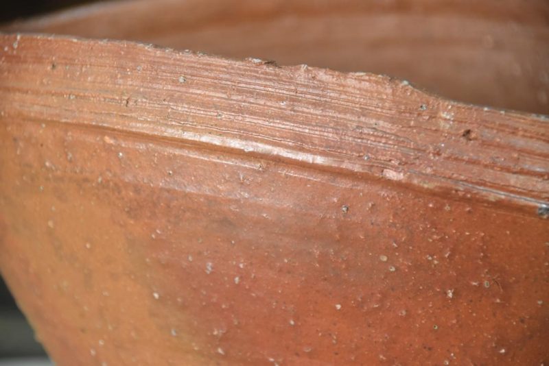 Bizen Pottery Bowl in a signed box Width:345mm - Image 5