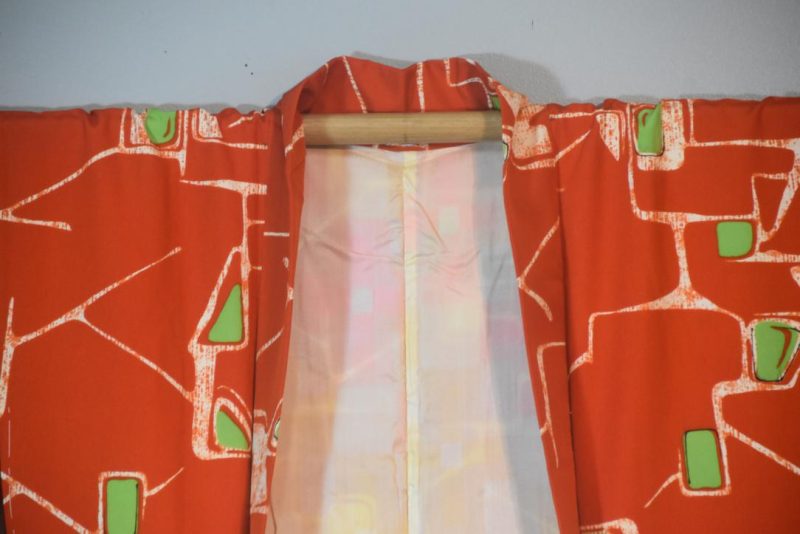 Japanese Silk Vintage Haori Jacket - Image 3