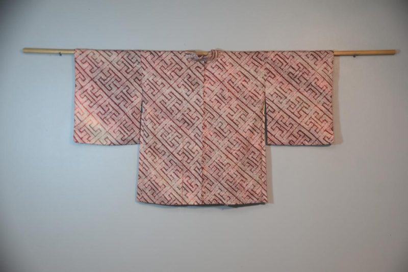 Maroon Maze of Shibori Silk Vintage Haori Jacket - Image 5