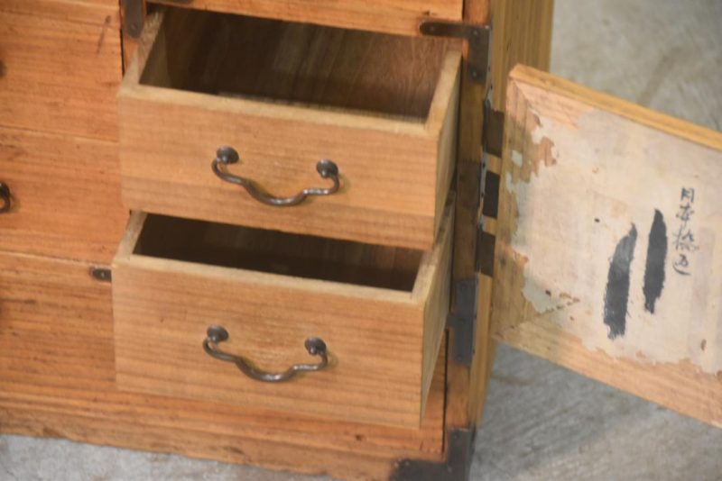 Antique Kodansu is a Small Chest Width:620mm - Image 5
