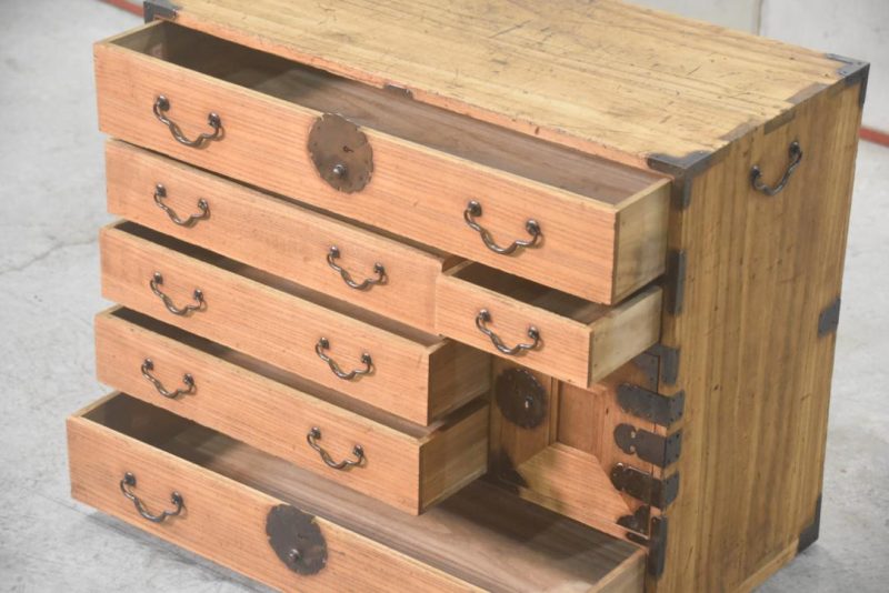Antique Kodansu is a Small Chest Width:620mm - Image 3