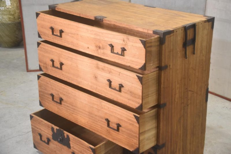 Antique Clothing Chest  Width:880mm - Image 7