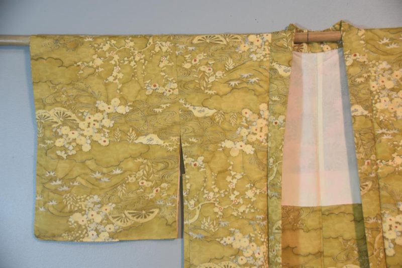 Japanese Butterscotch Silk Vintage Haori - Image 4