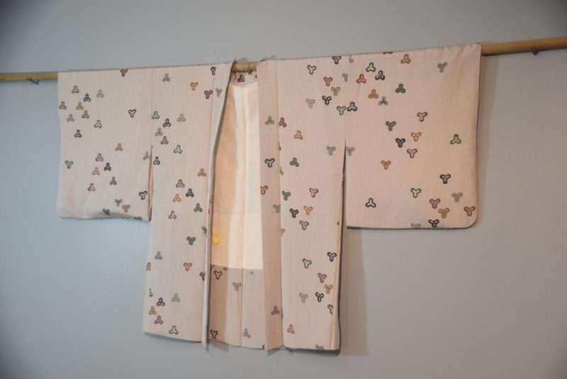 Sprinkled Grey Geo Design Silk Vintage Haori - Image 4