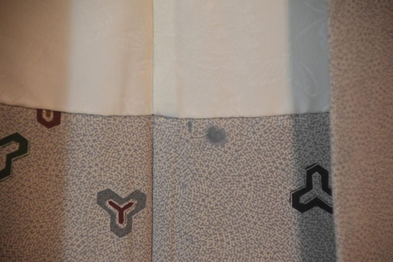 Sprinkled Grey Geo Design Silk Vintage Haori - Image 6