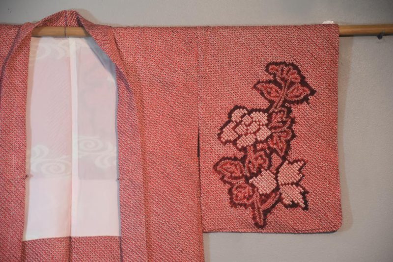 Floral Red Silk Shibori Japanese Haori Jacket - Image 5