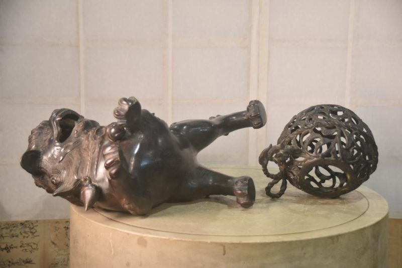 Japanese Cast Bronze Lion Dog Shishi Width:520mm - Image 3