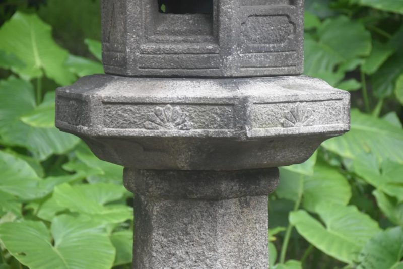 Rare Antique Granite Garden Lantern Height:2500mm - Image 11