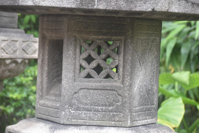 Rare Antique Granite Garden Lantern Height:2500mm - Image 6
