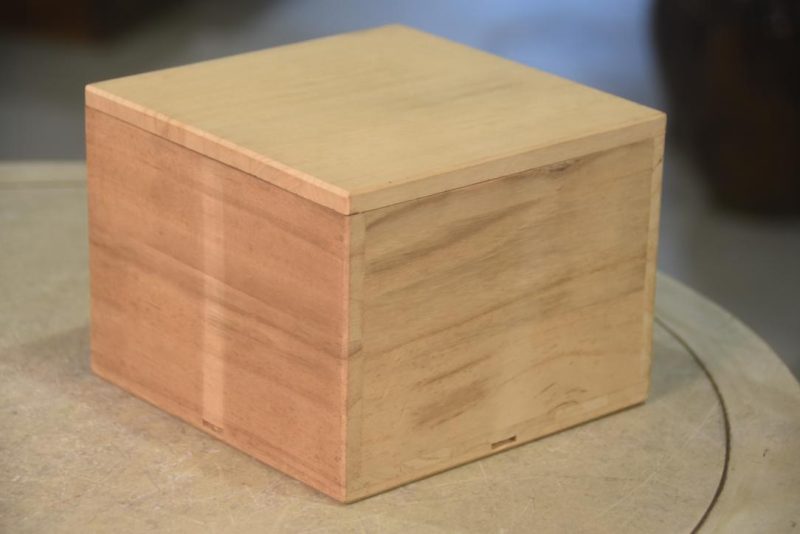 Chawan Tea Bowl in a Wooden box Width:140mm - Image 3