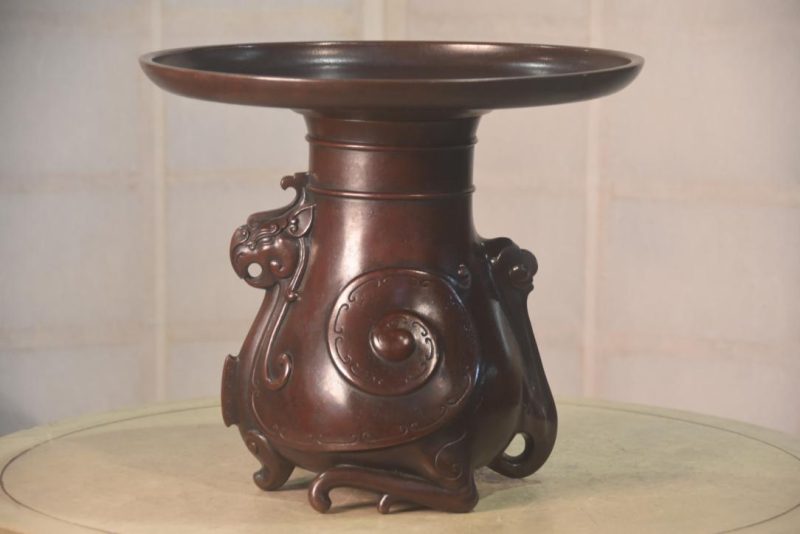 Japanese Cast Bronze Usubata Vase Width:320mm - Image 6