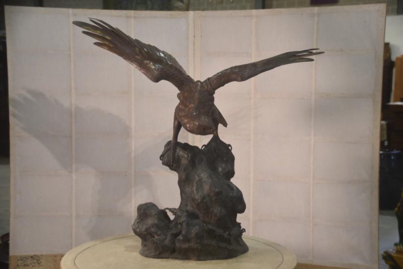 Japanese Bronze Eagle Statue Width:670mm