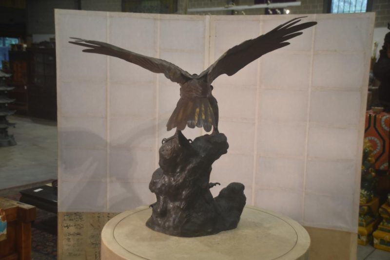 Japanese Bronze Eagle Statue Width:670mm - Image 6