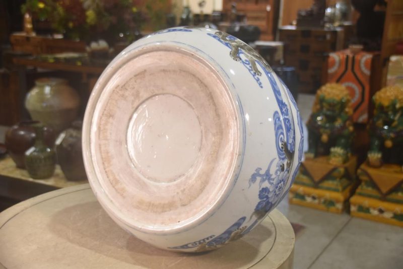 Vintage Porcelain Hibachi with Shishi Designs Width:410mm - Image 3