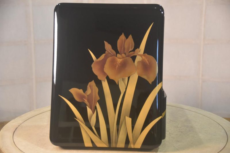 Japanese Lacquered Letter Box with Iris Designs Width:336mm - Image 10