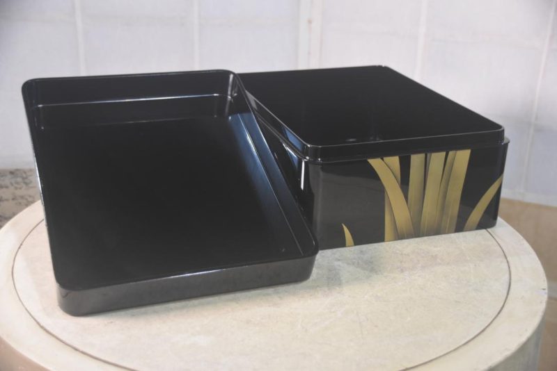 Japanese Lacquered Letter Box with Iris Designs Width:336mm - Image 7