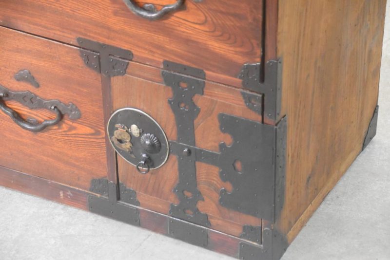 Antique 4 Drawer Nihonmatsu Clothing Chest (2 Sections) Width:960mm - Image 4