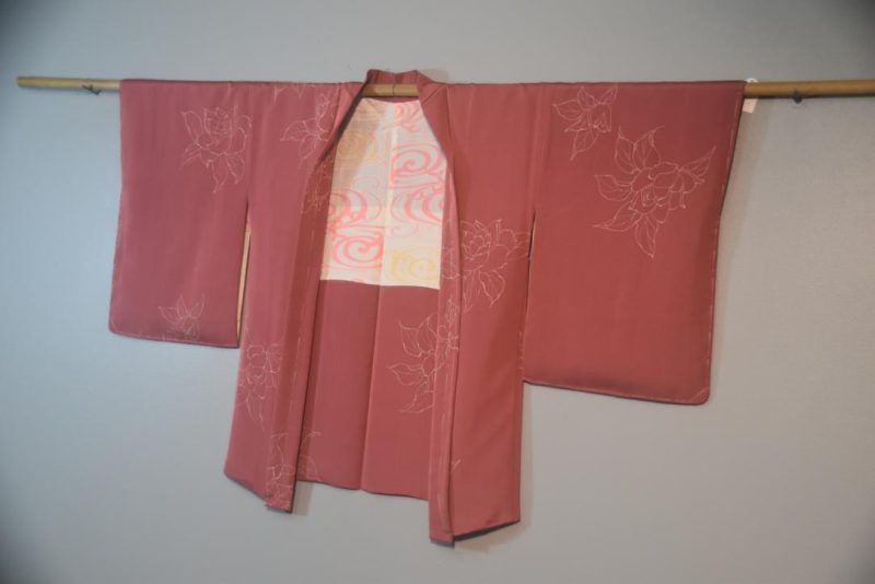 Dusty Pink Floral Vintage Japanese Silk Haori Jacket - Image 5