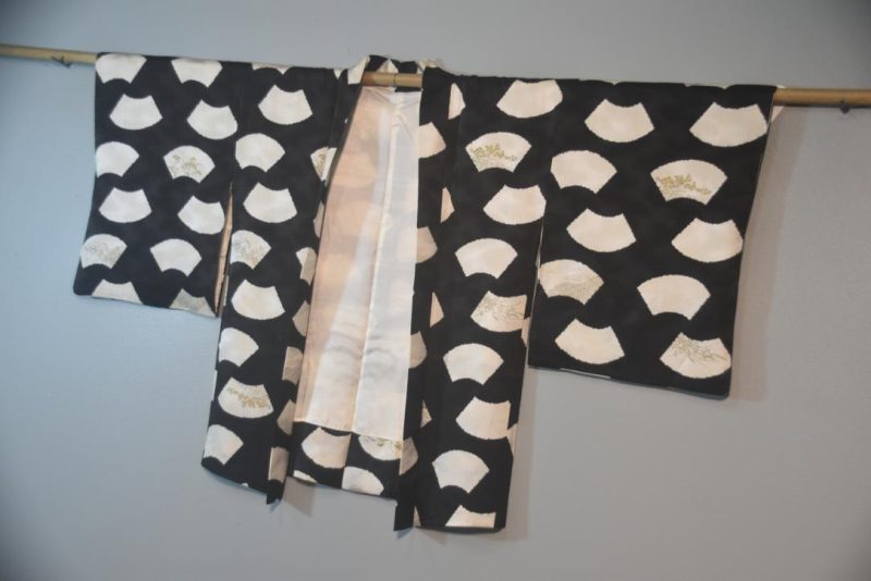 Stylized Fans Vintage Japanese Silk Haori Jacket - Image 4