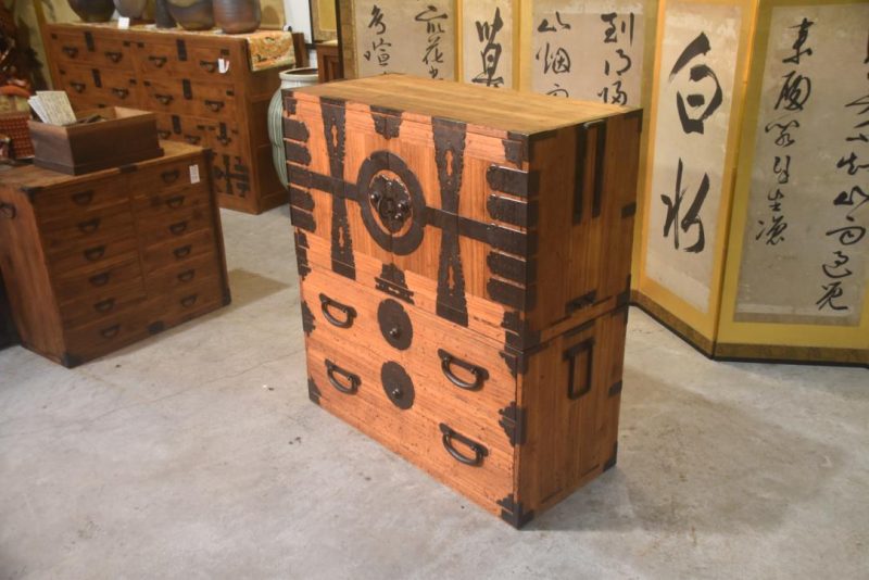 Antique Kannon Biraki Clothing Chest Width:900mm - Image 9