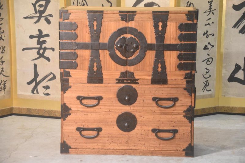 Antique Kannon Biraki Clothing Chest Width:900mm - Image 14