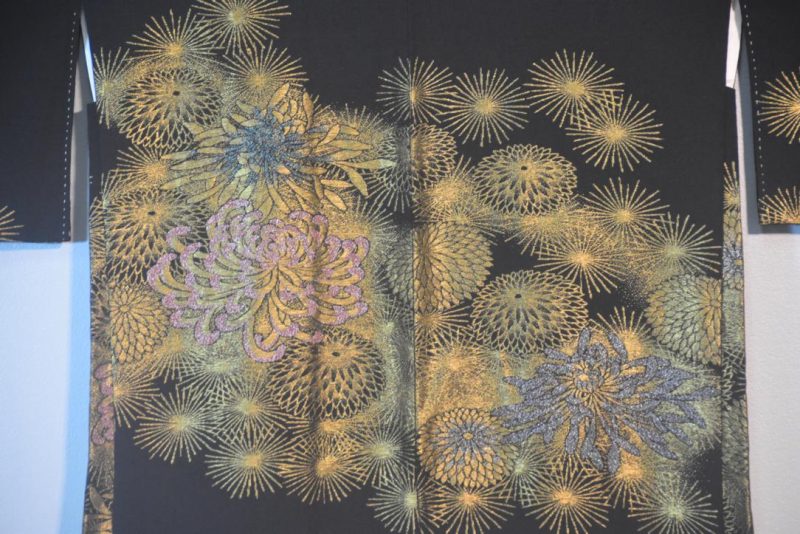 Chrysanthemum Metallic Thread Vintage Japanese Silk Haori Jacket - Image 4