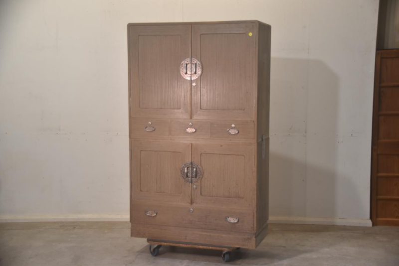 2 Section Wedding Chest Width:1060mm Pair to #116