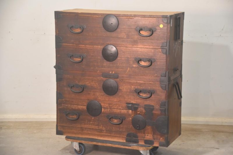 2 Section Clothing Chest Width:960mm