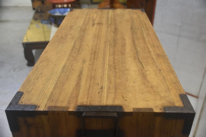 Antique Clothing Chest  Width:860mm - Image 8