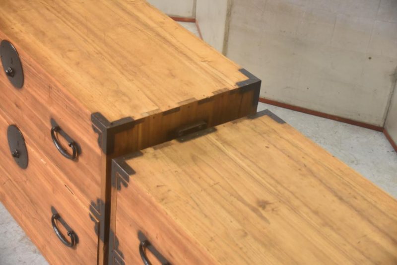 Antique Clothing Chest  Width:860mm - Image 11