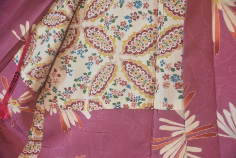 Dusty Pink Taisho Period Silk Jacquard Haori Jacket - Image 7