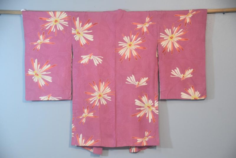 Dusty Pink Taisho Period Silk Jacquard Haori Jacket - Image 3