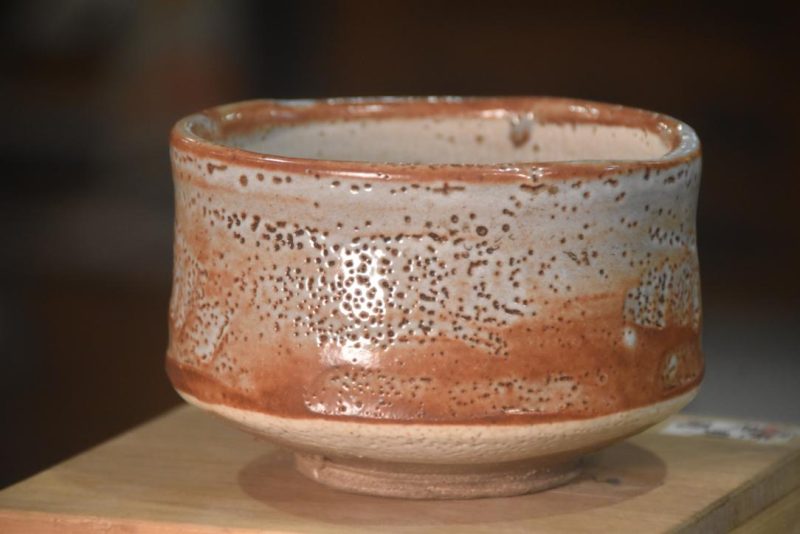 Shino Chawan Tea Bowl in a wooden box Width:120mm (Copy) - Image 6