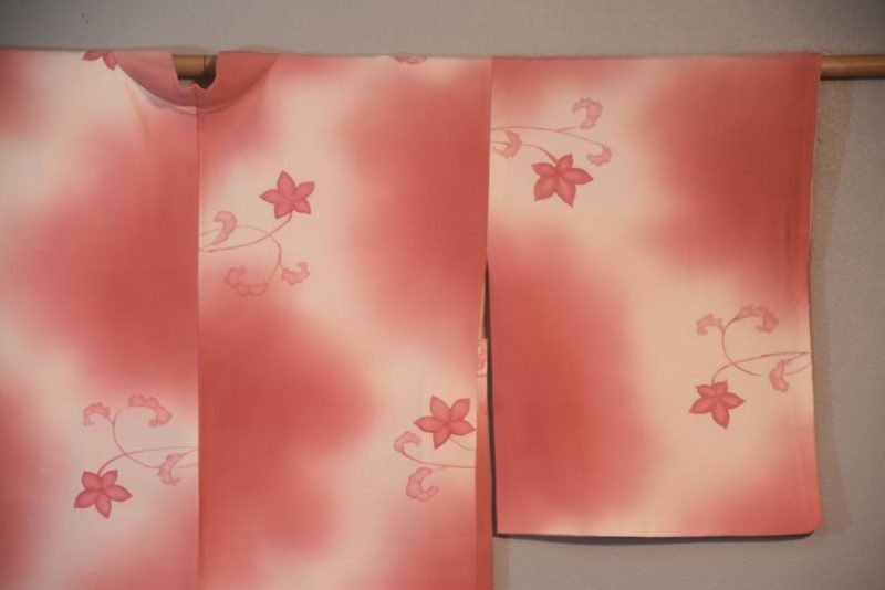 Wavy Pink Silk Vintage Japanese Haori Jacket - Image 8