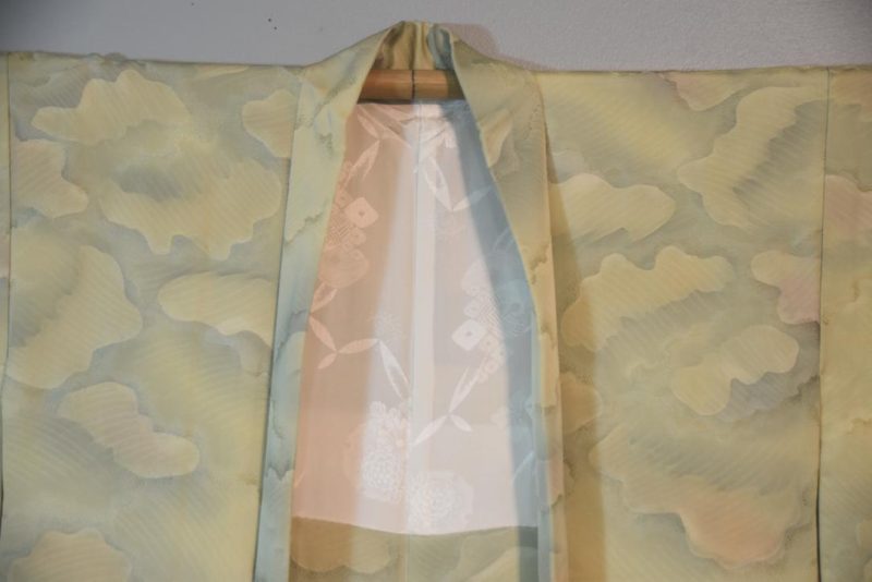 In The Clouds Vintage Japanese Silk Haori Jacket - Image 4