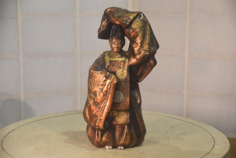 Japanese Okimono of a Bronze Noh Player Width:164mm