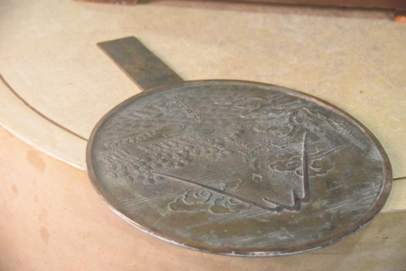 Japanese Bronze Silver Mirror on a Stand Height:420mm - Image 5