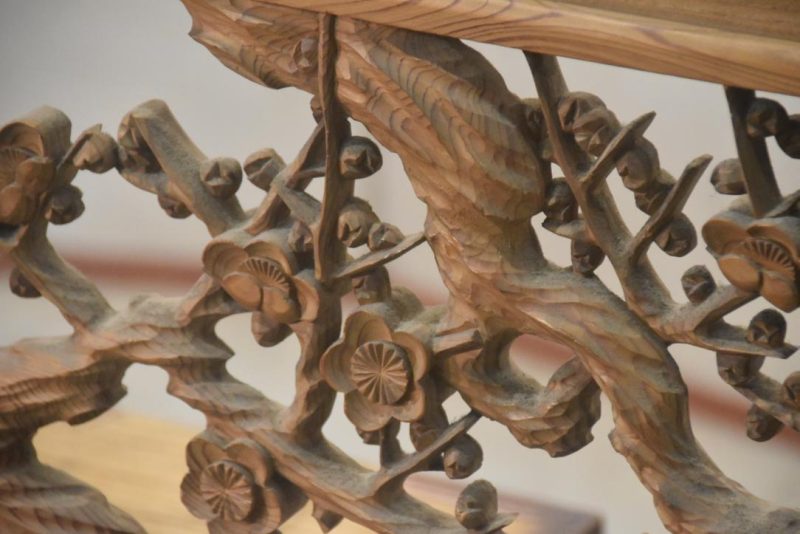 Japanese Carved Rama Transom with Lacquered Frame Width:1860mm - Image 5