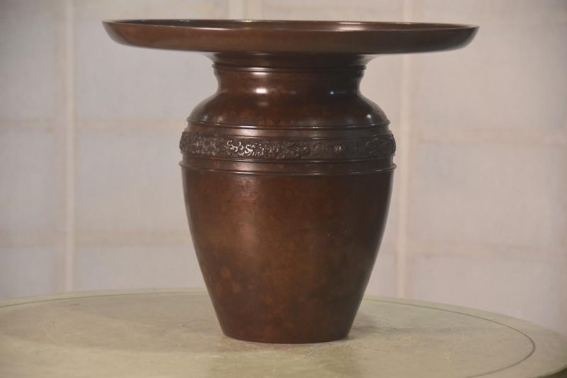 Japanese Cast Bronze Usubata Vase Width:320mm - Image 8