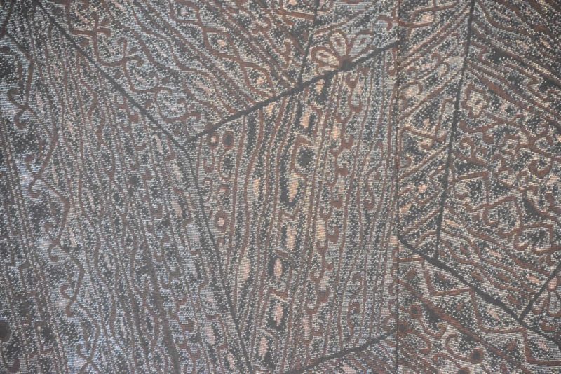 Black & Silver Geometric Metallic Thread Silk Haori Jacket - Image 2