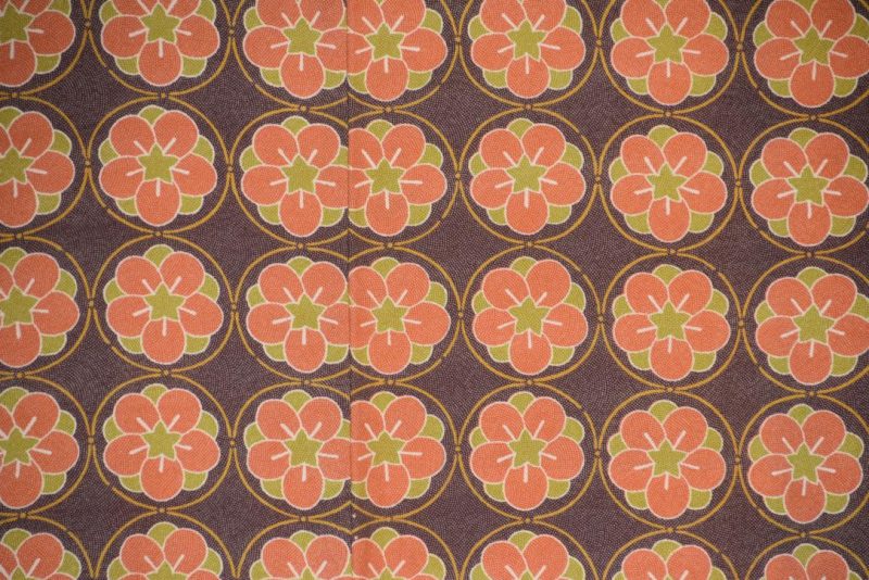 Very Motif-ated Vintage Japanese Silk Haori Jacket - Image 3