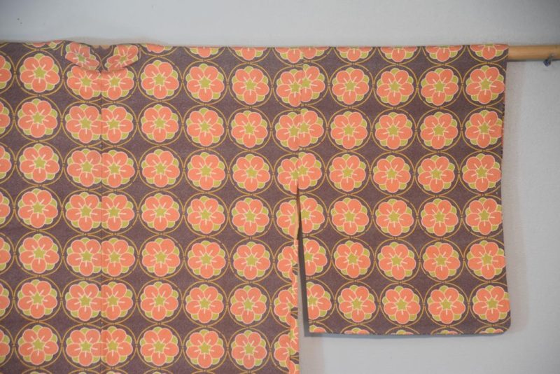 Very Motif-ated Vintage Japanese Silk Haori Jacket - Image 6