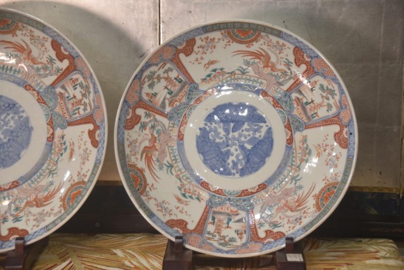 Pair of Japanese Imari Chargers Width:395mm each - Image 4