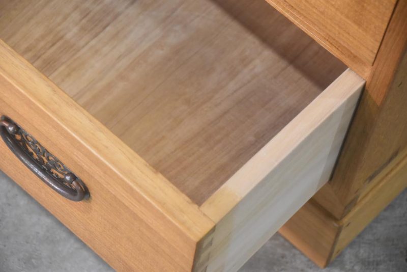 Vintage Clothing Chest  Width:1005mm - Image 10