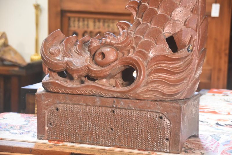 A Japanese Koi Dragon Roof Tile Height:880mm - Image 2