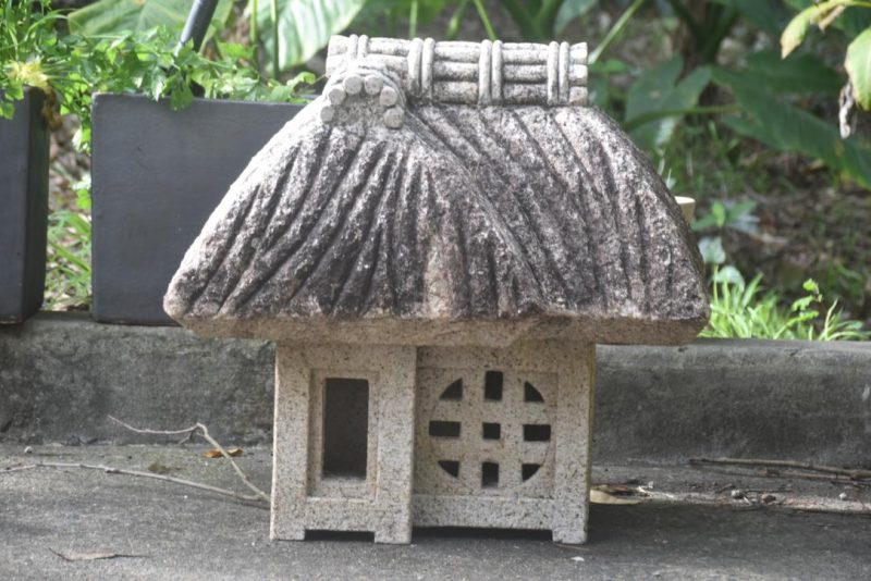 Minka Farm House Granite Garden Lantern Height:600mm - Image 4