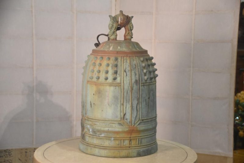 Japanese Bronze Hanging Temple Bell Height:530mm