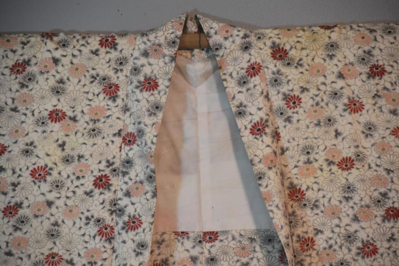Petite Chrysanthemum Vintage Japanese Silk Haori Jacket - Image 4